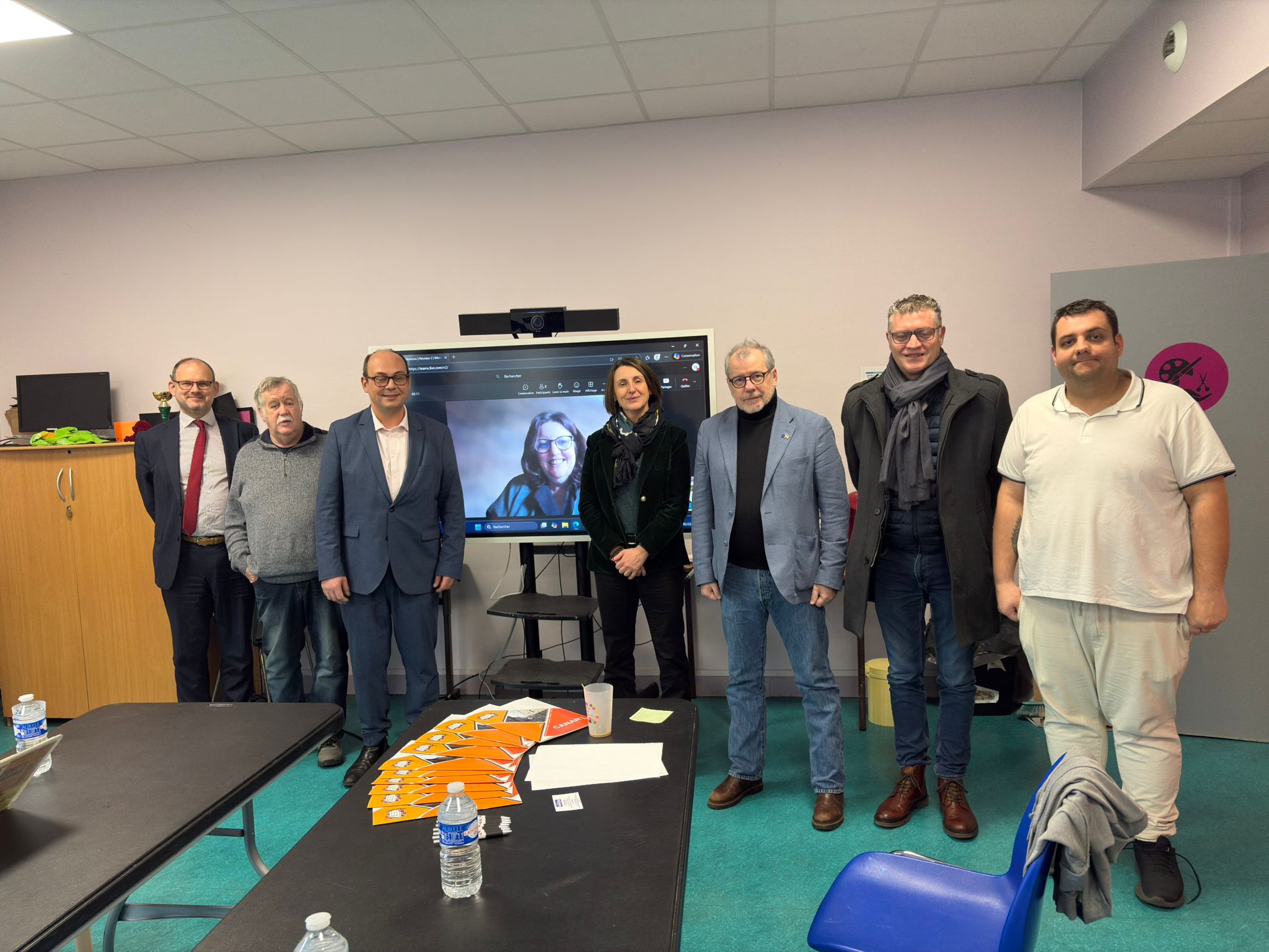 Une délégation d&rsquo;élus du Conseil Régional est venue visiter notre partenariat avec Arel Revin sur un projet européen